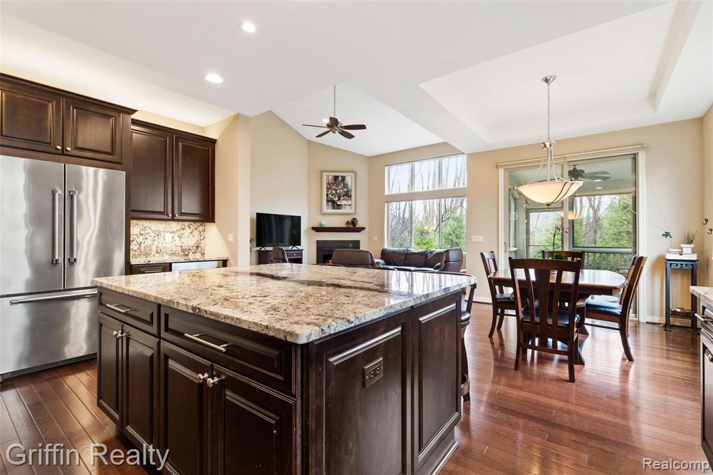 3763 Windingbrook Circle, Unit 35 Rochester Hills, MI 48309 - Photo 14 of 44