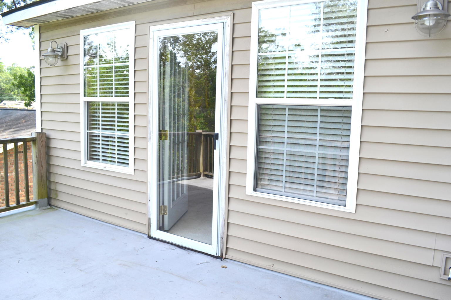 5936 Maple Street Hanahan, SC 29410 - Photo 36 of 44 20180823154005738045000000-o