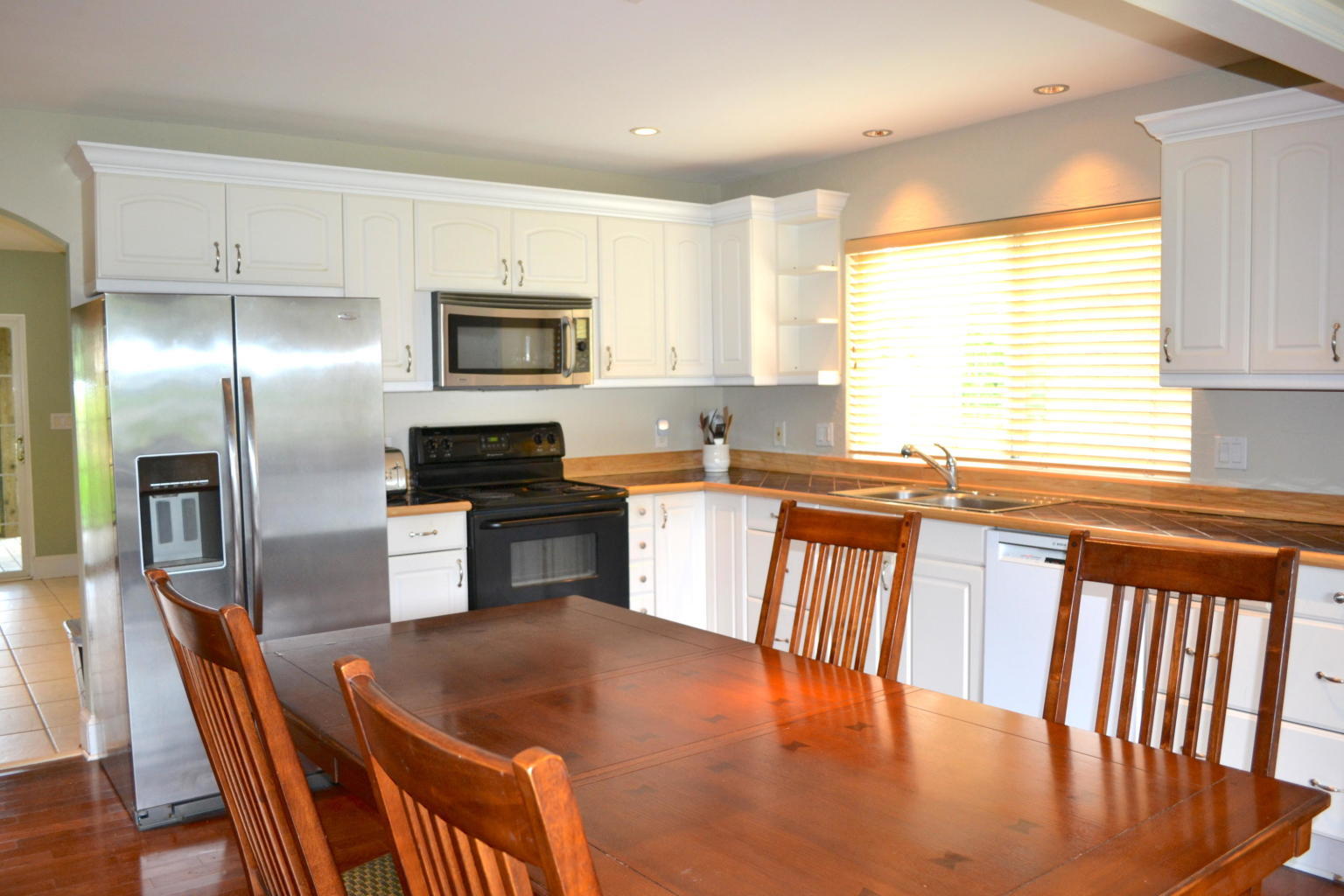 5936 Maple Street Hanahan, SC 29410 - Photo 8 of 44 20180823153628666859000000-o