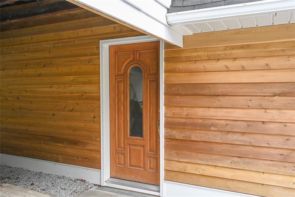 215 Hazel Road Pittsburgh, PA 15235 - Photo 3 of 25 Gallery Image 3