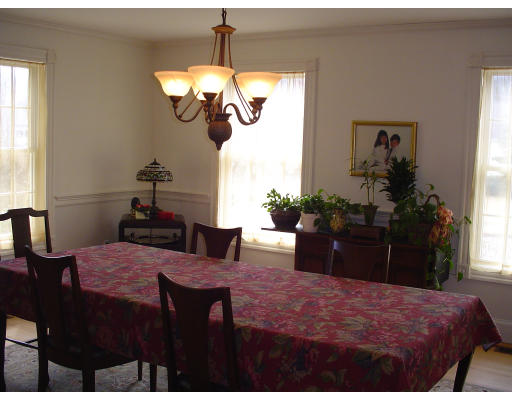 29 Old Planters Road Beverly, MA 01915 - Photo 7 of 19 Gallery Image 7