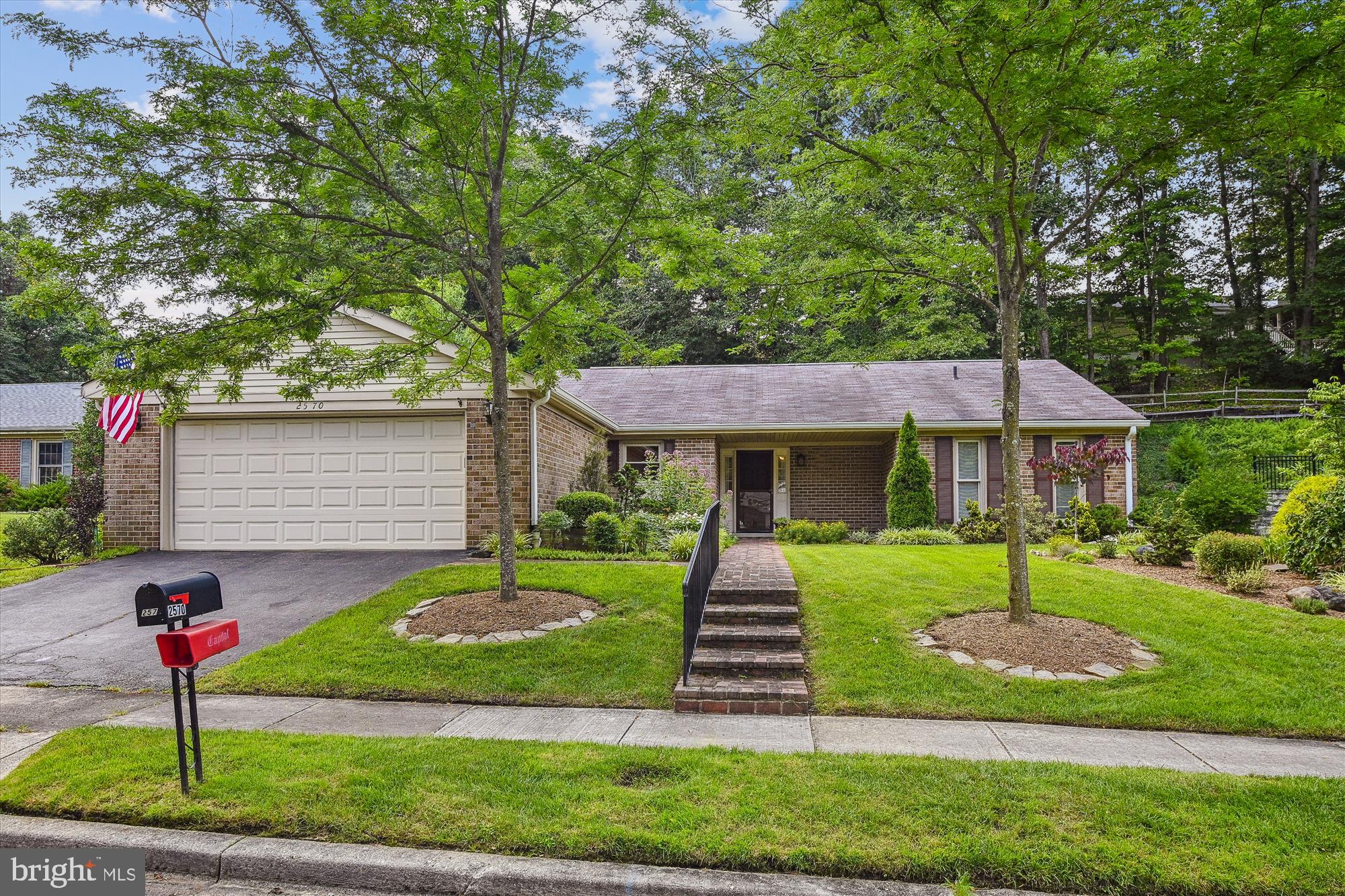 2570 Golfers Ridge Road Annapolis, MD 21401 - Photo 1 of 40 Welcome Home!