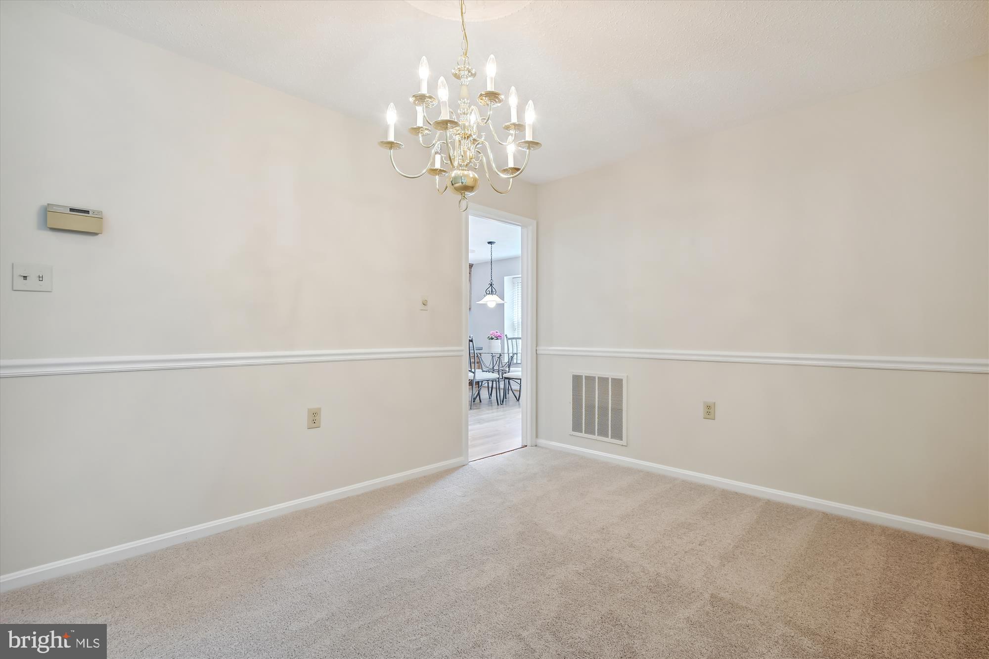 2570 Golfers Ridge Road Annapolis, MD 21401 - Photo 17 of 40 Dining Room