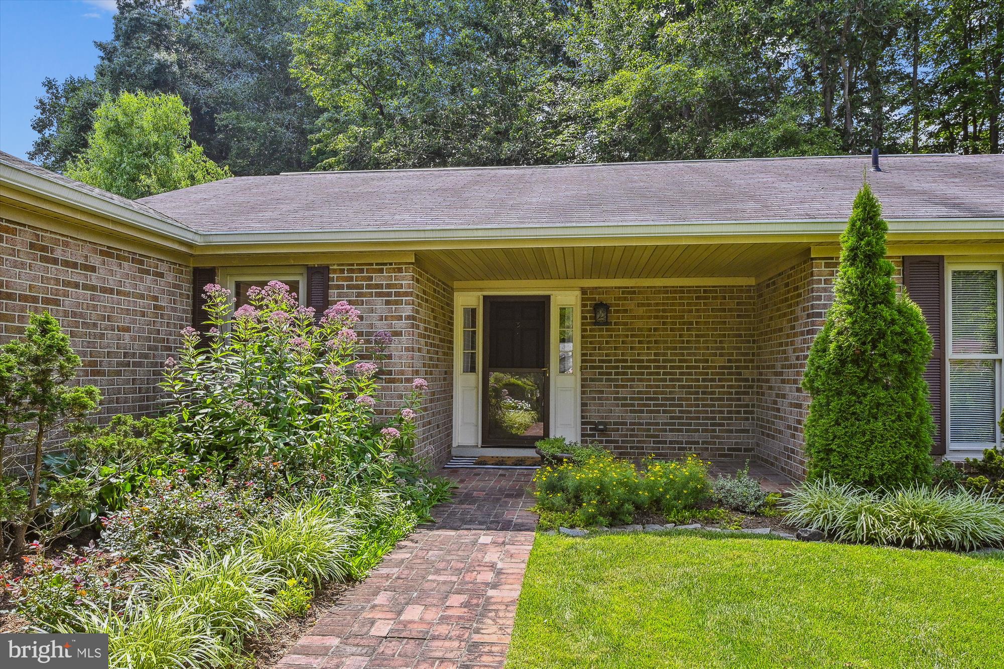 2570 Golfers Ridge Road Annapolis, MD 21401 - Photo 4 of 40 Front Porch