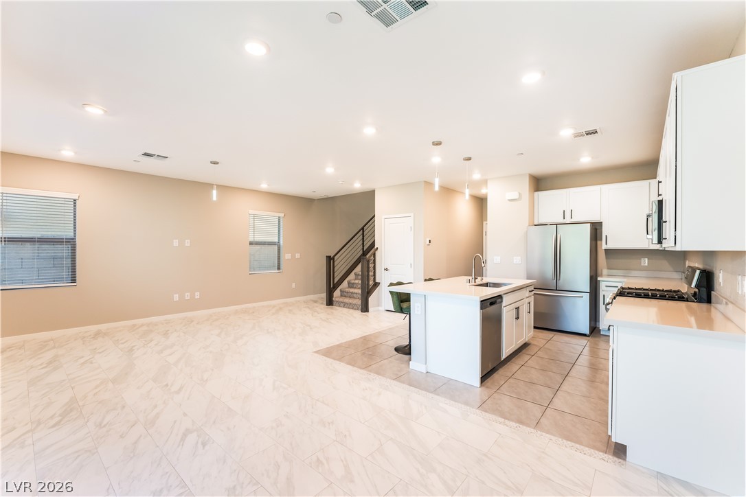 11552 Observation Point Avenue Las Vegas, NV 89138 - Photo 13 of 38