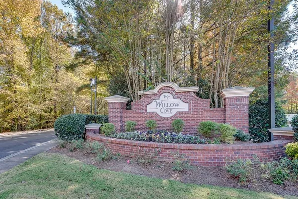 $280,000 | 1534 Cove Creek Circle, Norcross, GA 30093