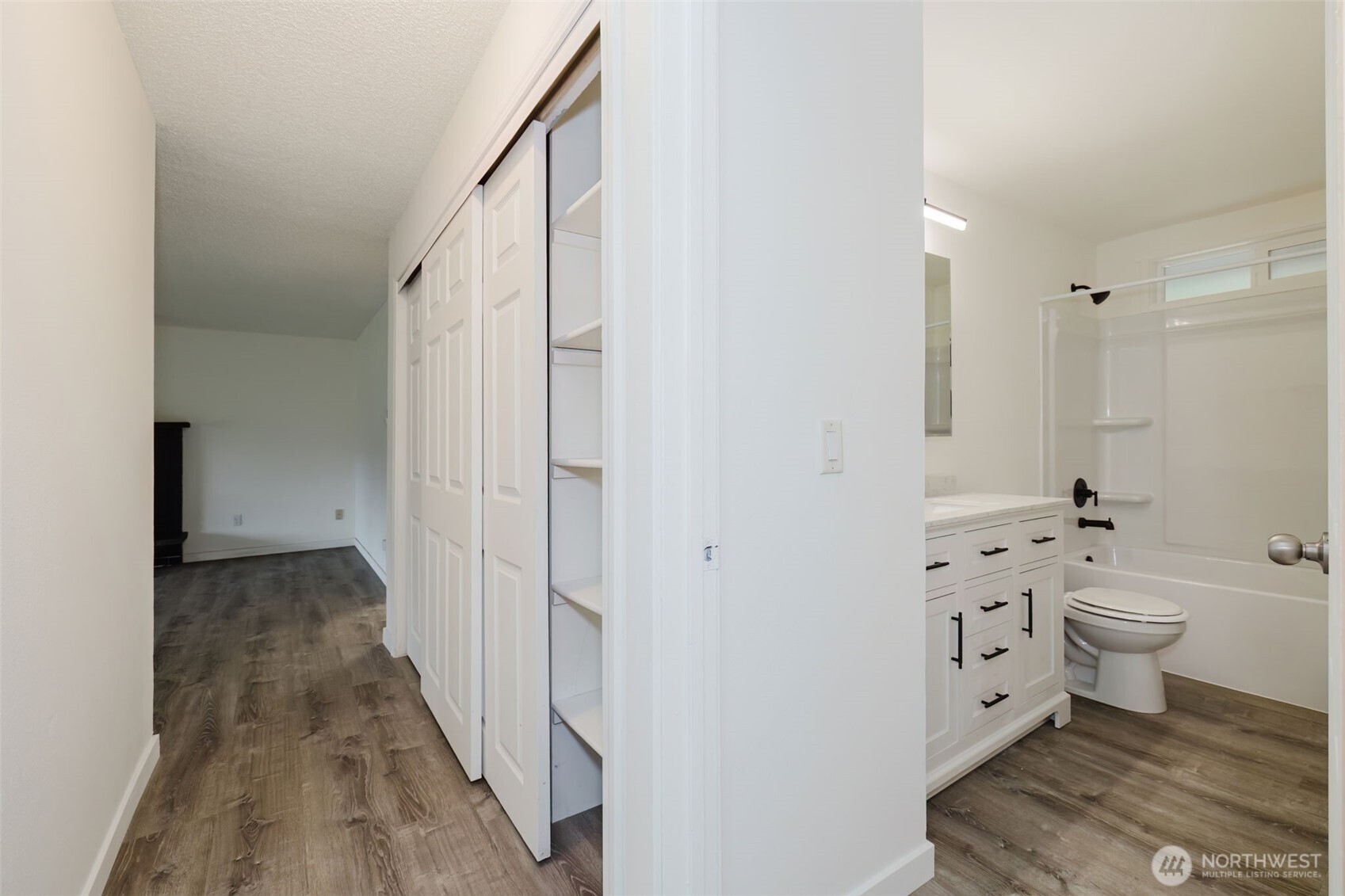 2464 Mitchell Road Southeast Port Orchard, WA 98366 - Photo 26 of 40 Gallery Image 26