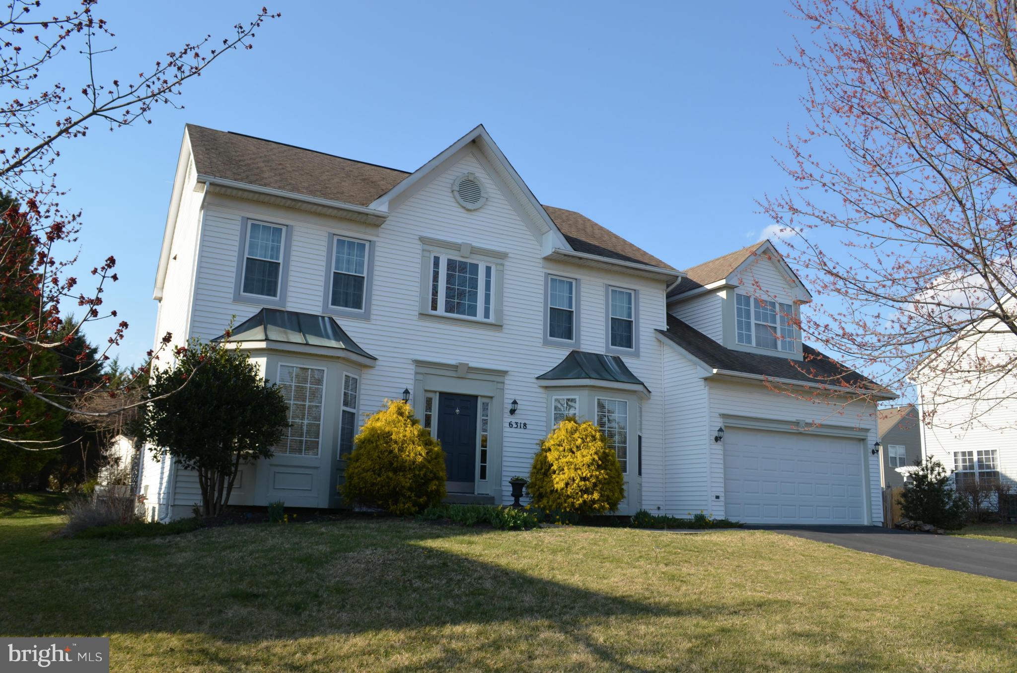 Plenty of driveway space at this colonial