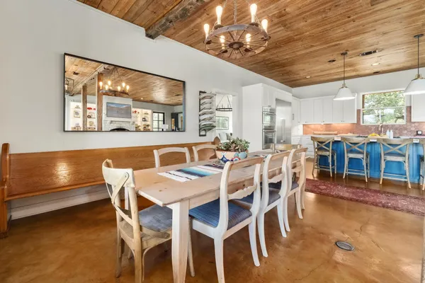 $10,000 | 2300 West Fitzhugh Road, Dripping Springs, TX 78620