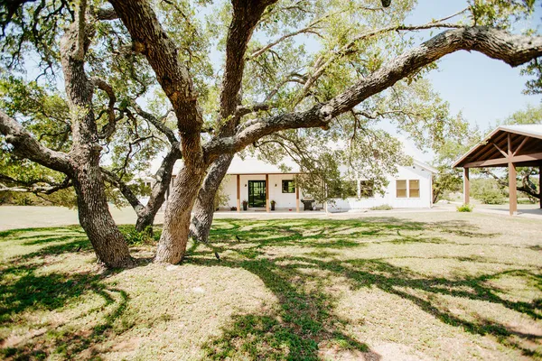 $10,000 | 2300 West Fitzhugh Road, Dripping Springs, TX 78620