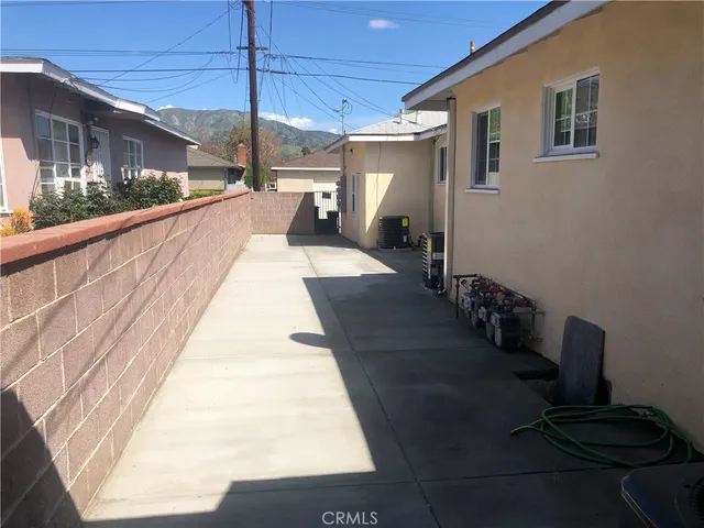 $2,200 | 2640 North Frederic Street, Burbank, CA 91504