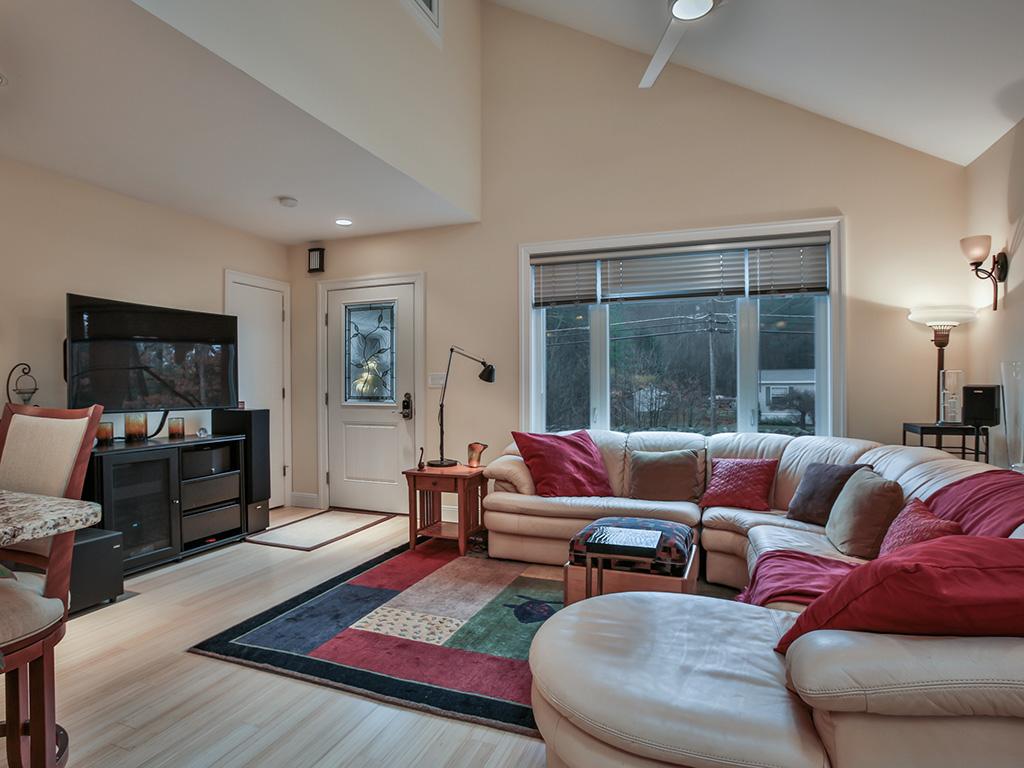 1 Quimby Road Brookline, NH 03033 - Photo 26 of 36