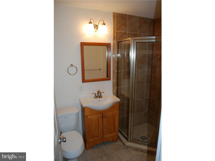 2414 Knowles Road Wilmington, DE 19810 - Photo 14 of 19 Master Bathroom