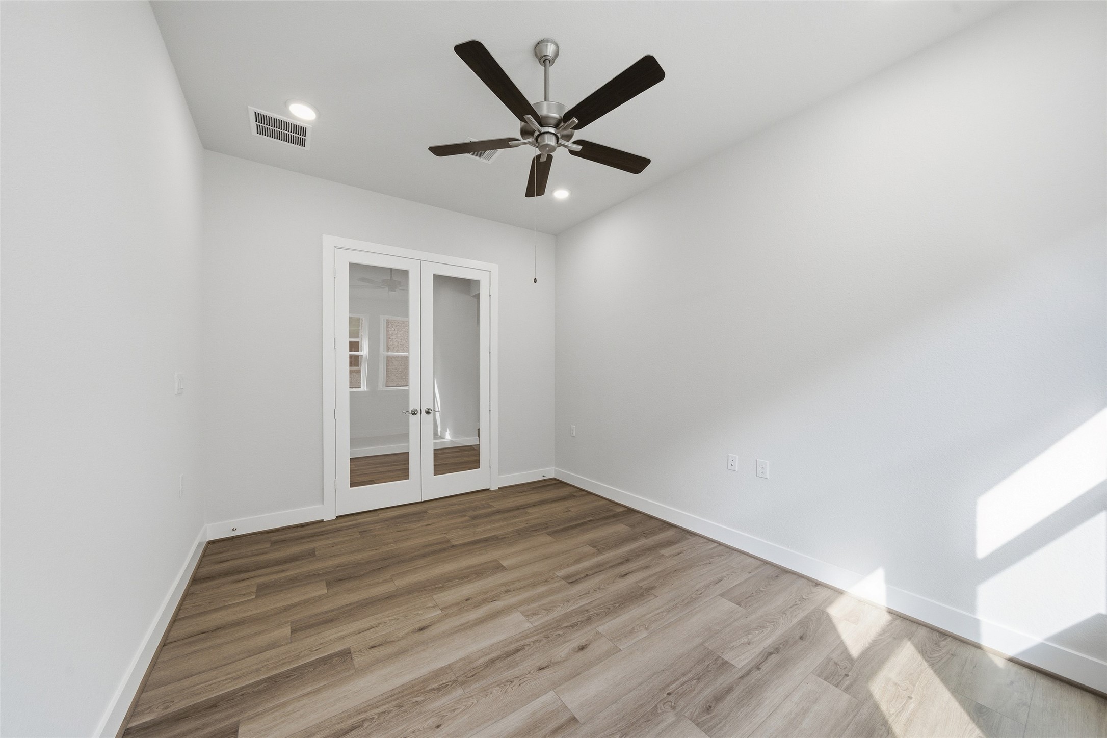 10026 Larkin Cove Willis, TX 77318 - Photo 16 of 44