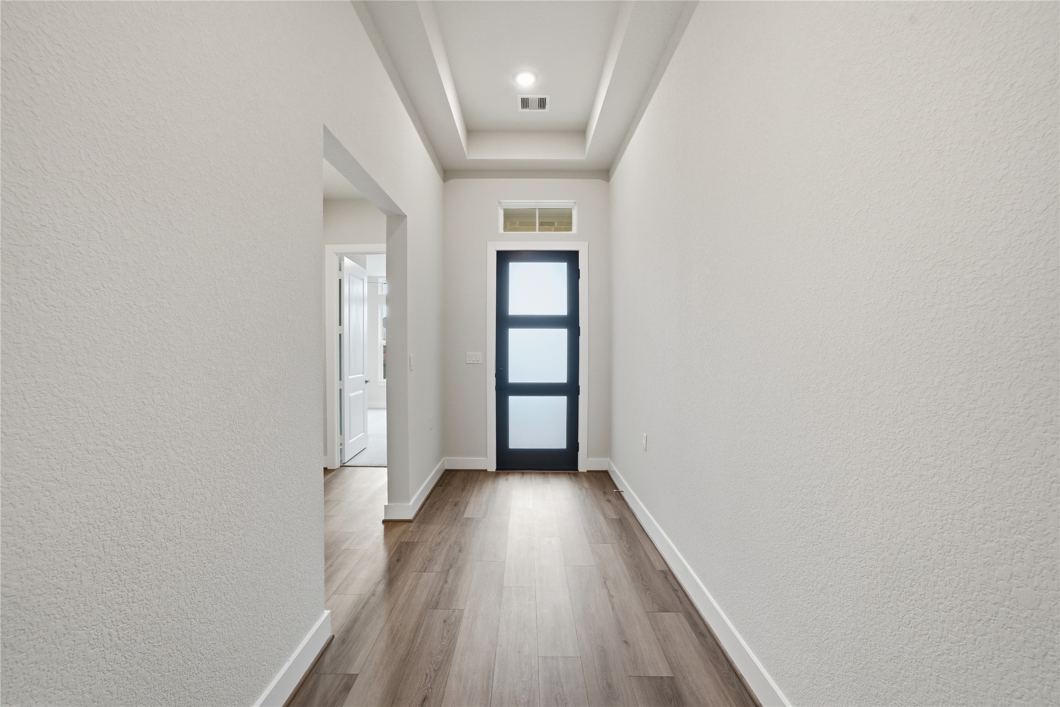 10026 Larkin Cove Willis, TX 77318 - Photo 3 of 44