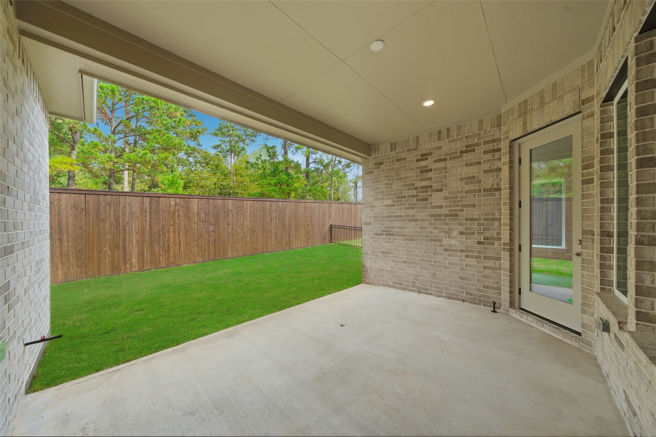 10026 Larkin Cove Willis, TX 77318 - Photo 33 of 44