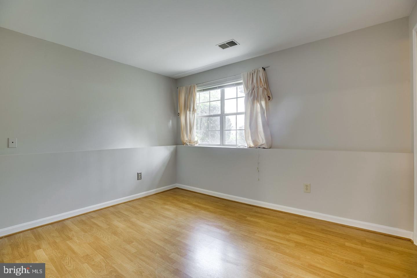 14232 Autumn Circle Centreville, VA 20121 - Photo 19 of 30 LOWER LEVEL BR W/LARGE WINDOW