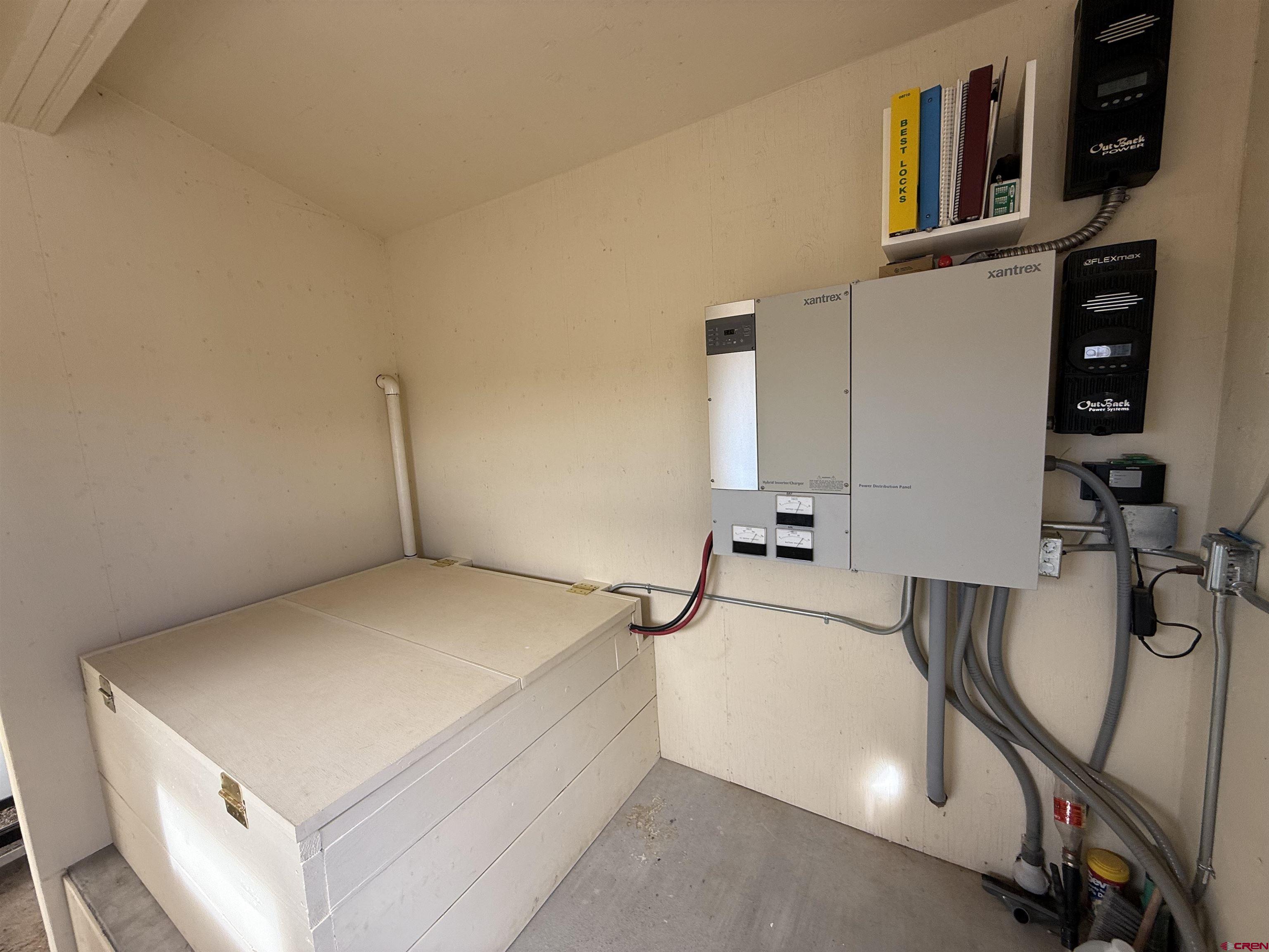 9940 2150th Road Austin, CO 81410 - Photo 22 of 44 a bathroom with a tub sink and mirror