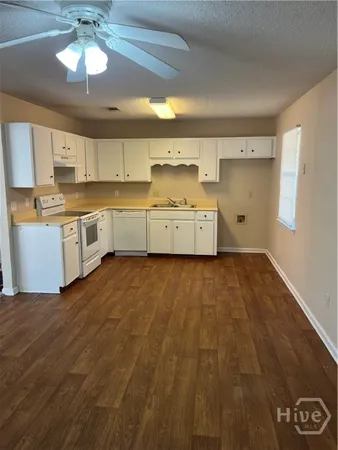 $1,800 | 1458 Sheridan Point, Hinesville, GA 31313