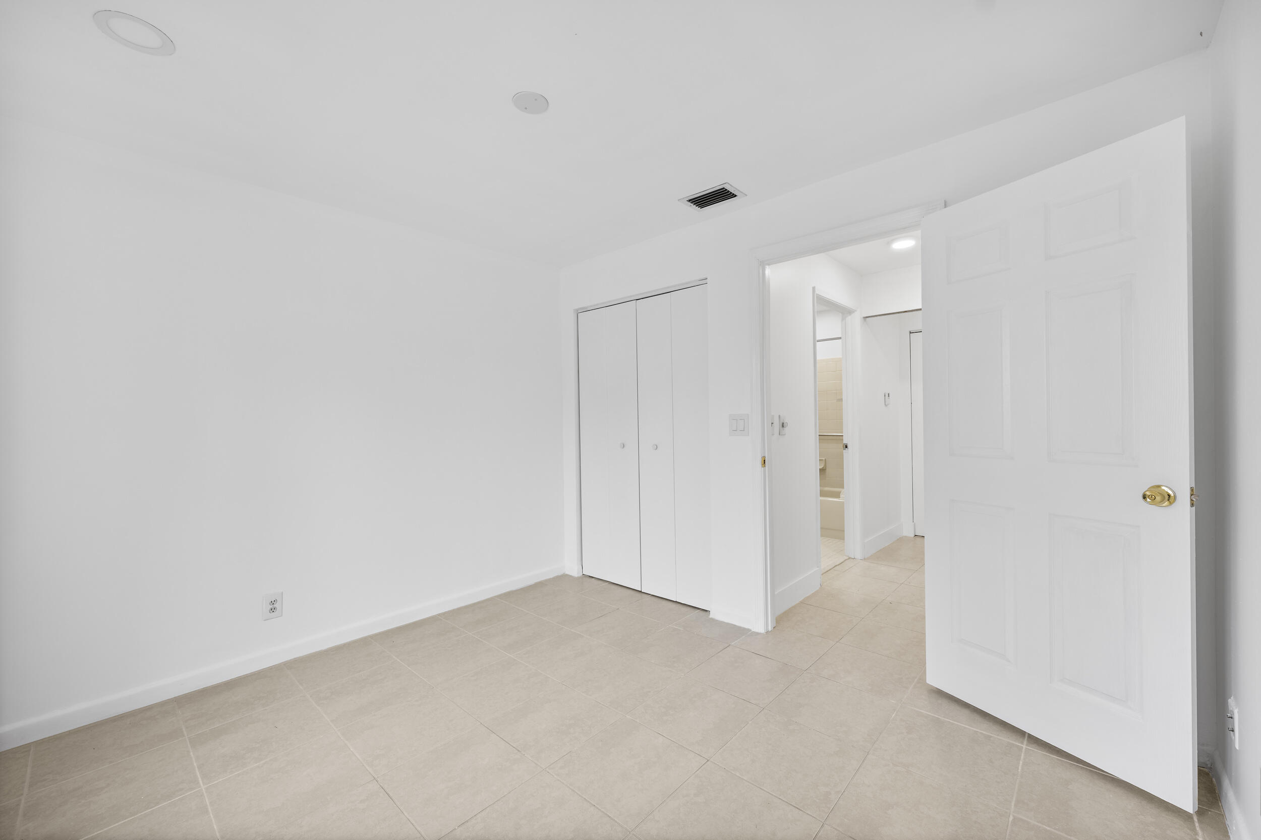 8888 Sunscape Lane Boca Raton, FL 33496 - Photo 15 of 35 a view of an empty room