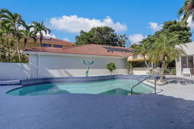 $3,795,000 | 2211 Marseille Drive, Palm Beach Gardens, FL 33410