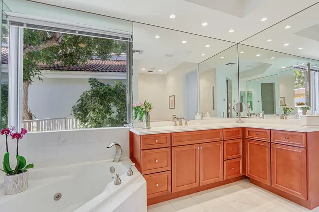 $3,795,000 | 2211 Marseille Drive, Palm Beach Gardens, FL 33410