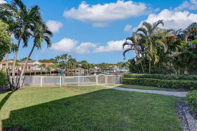 $3,795,000 | 2211 Marseille Drive, Palm Beach Gardens, FL 33410