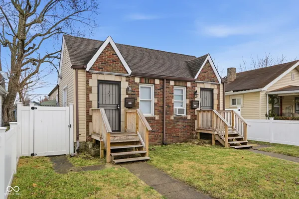 $900 | 1531 North Grant Avenue, Indianapolis, IN 46201