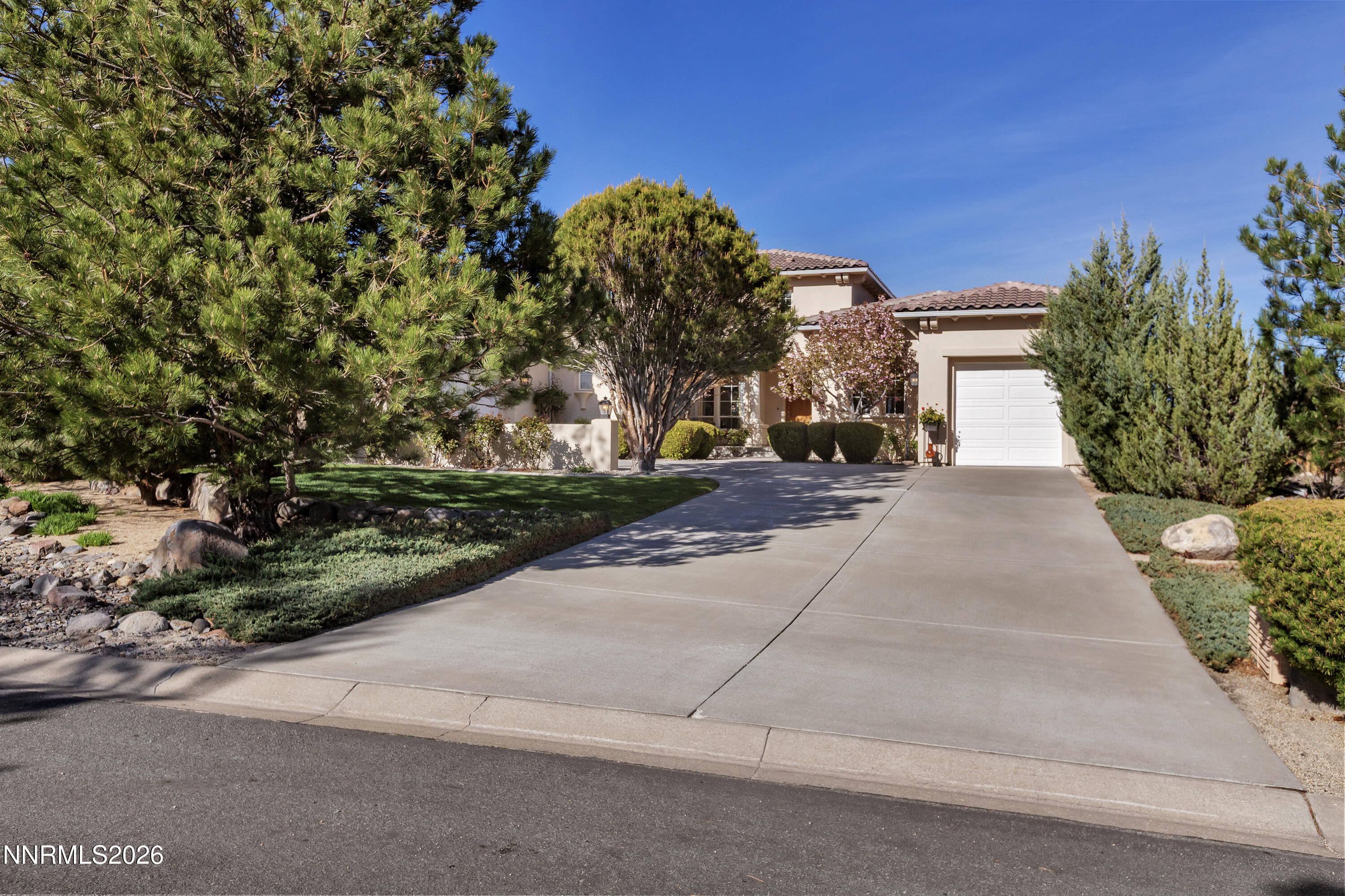 3103 Marble Ridge Court Reno, NV 89511 - Photo 36 of 38 Driveway