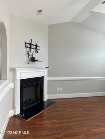 $1,700 | 3516 Ellsworth Drive, Unit B, Greenville, NC 27834