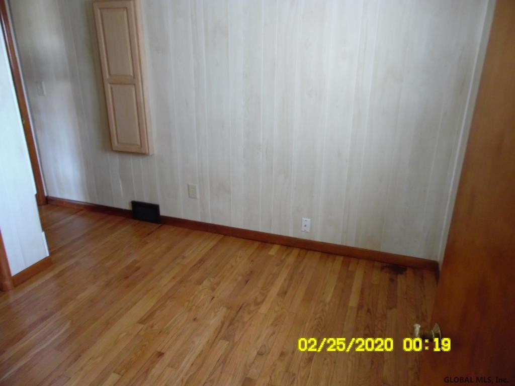 35 Vosburgh Road Halfmoon, NY 12118 - Photo 16 of 24 Photo 16