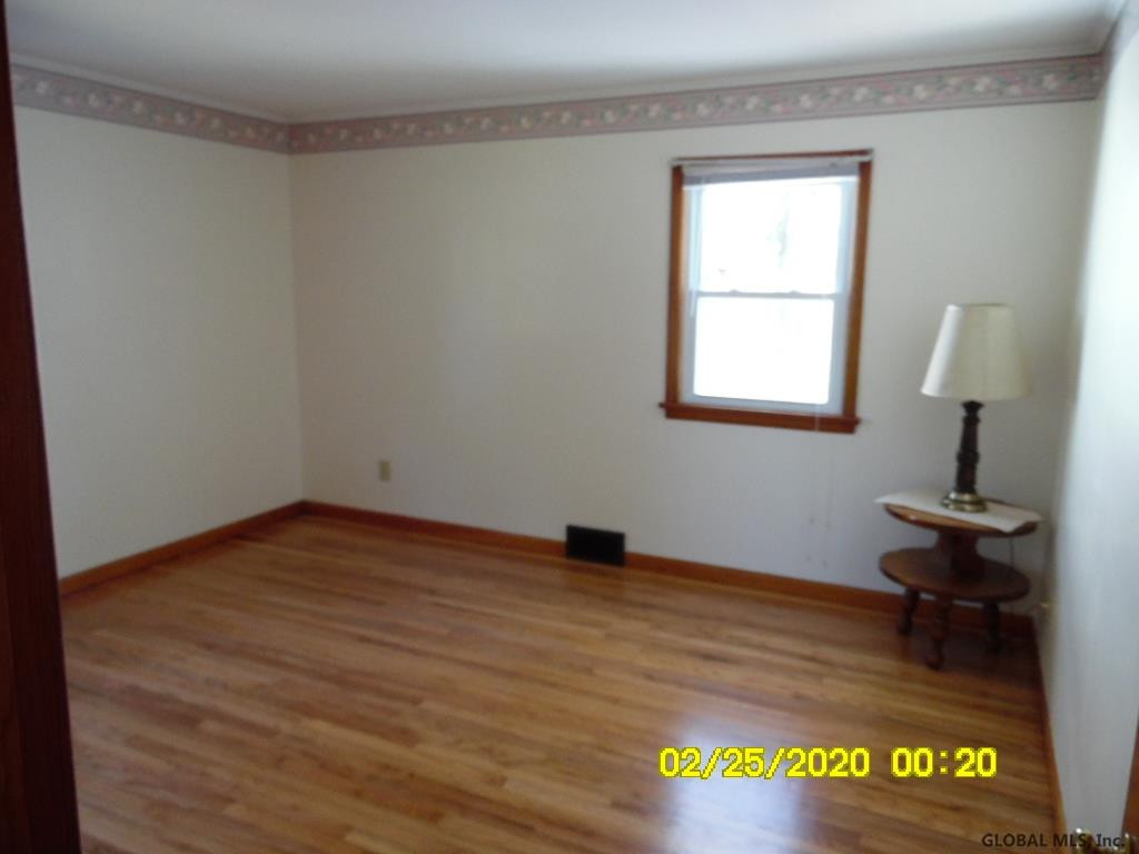 35 Vosburgh Road Halfmoon, NY 12118 - Photo 18 of 24 Photo 18