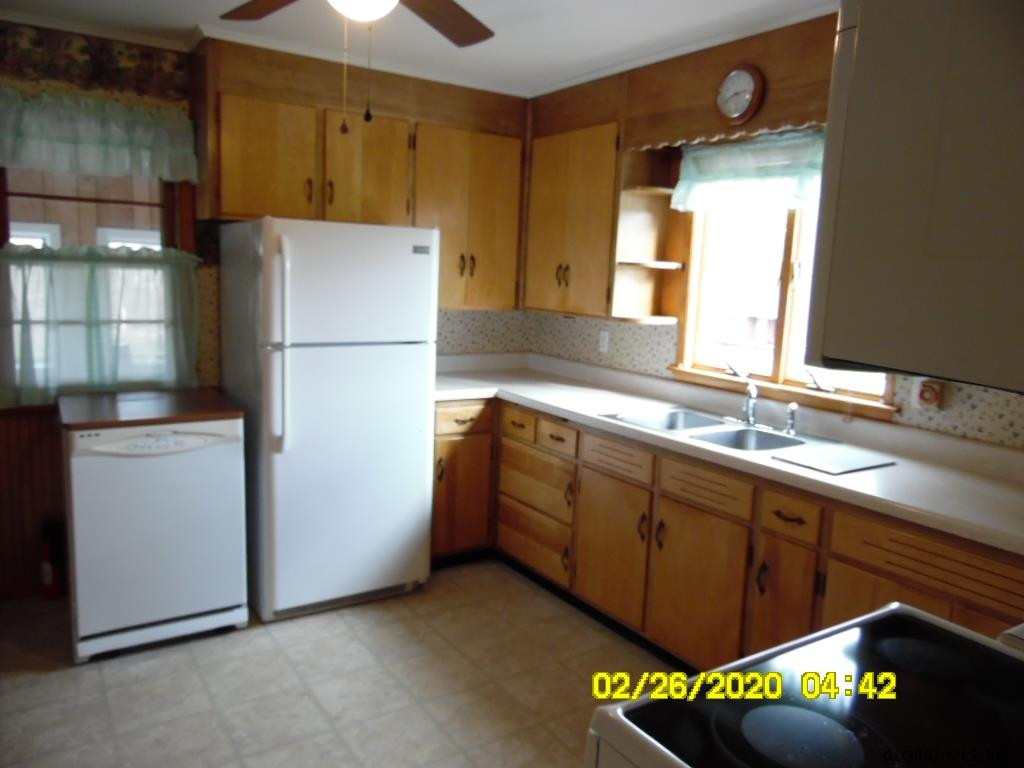 35 Vosburgh Road Halfmoon, NY 12118 - Photo 22 of 24 Photo 22