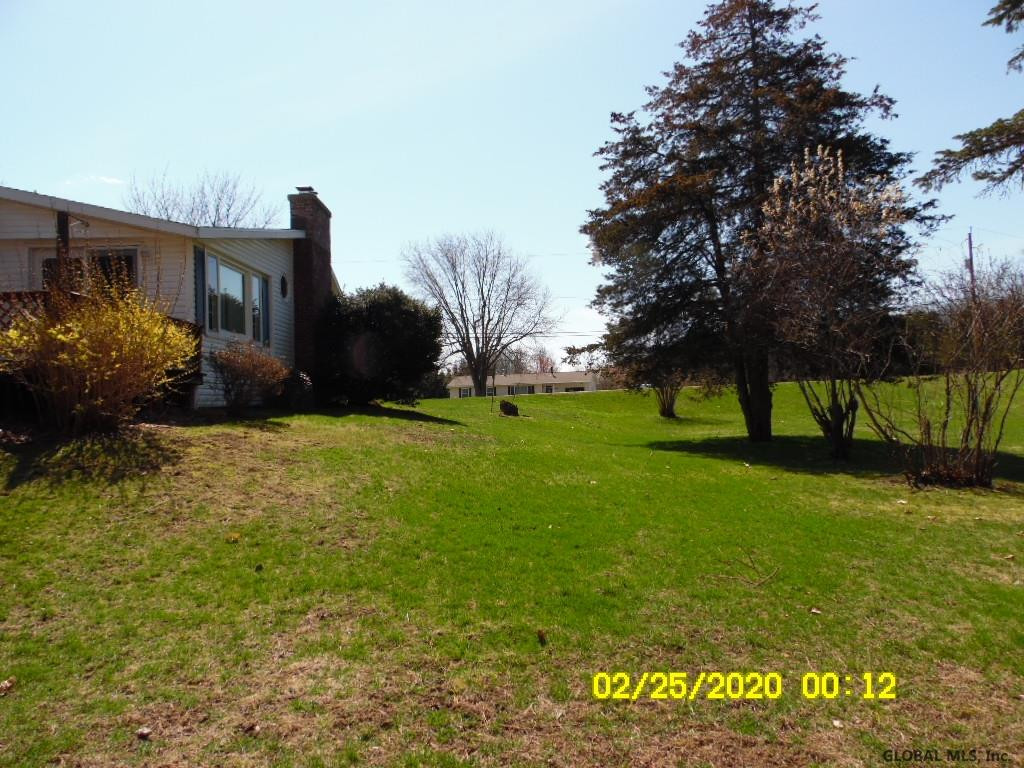 35 Vosburgh Road Halfmoon, NY 12118 - Photo 8 of 24 Photo 8