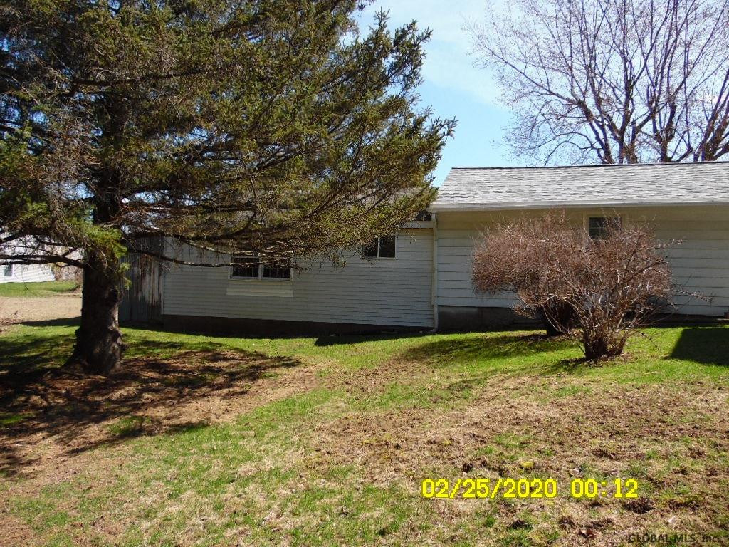 35 Vosburgh Road Halfmoon, NY 12118 - Photo 9 of 24 Photo 9