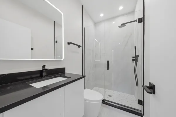 $425,000 | 1355 North Western Avenue, Unit 3D, Chicago, IL 60622