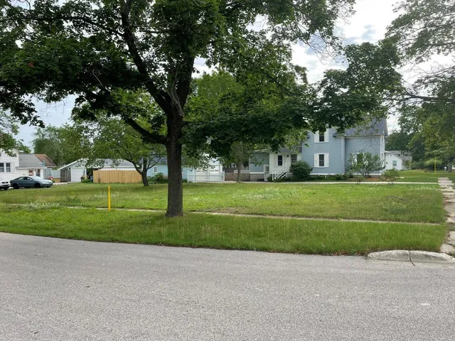 $125,000 | 308 River Street, Spring Lake, MI 49456