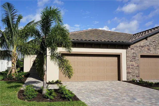 $477,000 | 9183 Woodhurst Drive, Naples, FL 34120