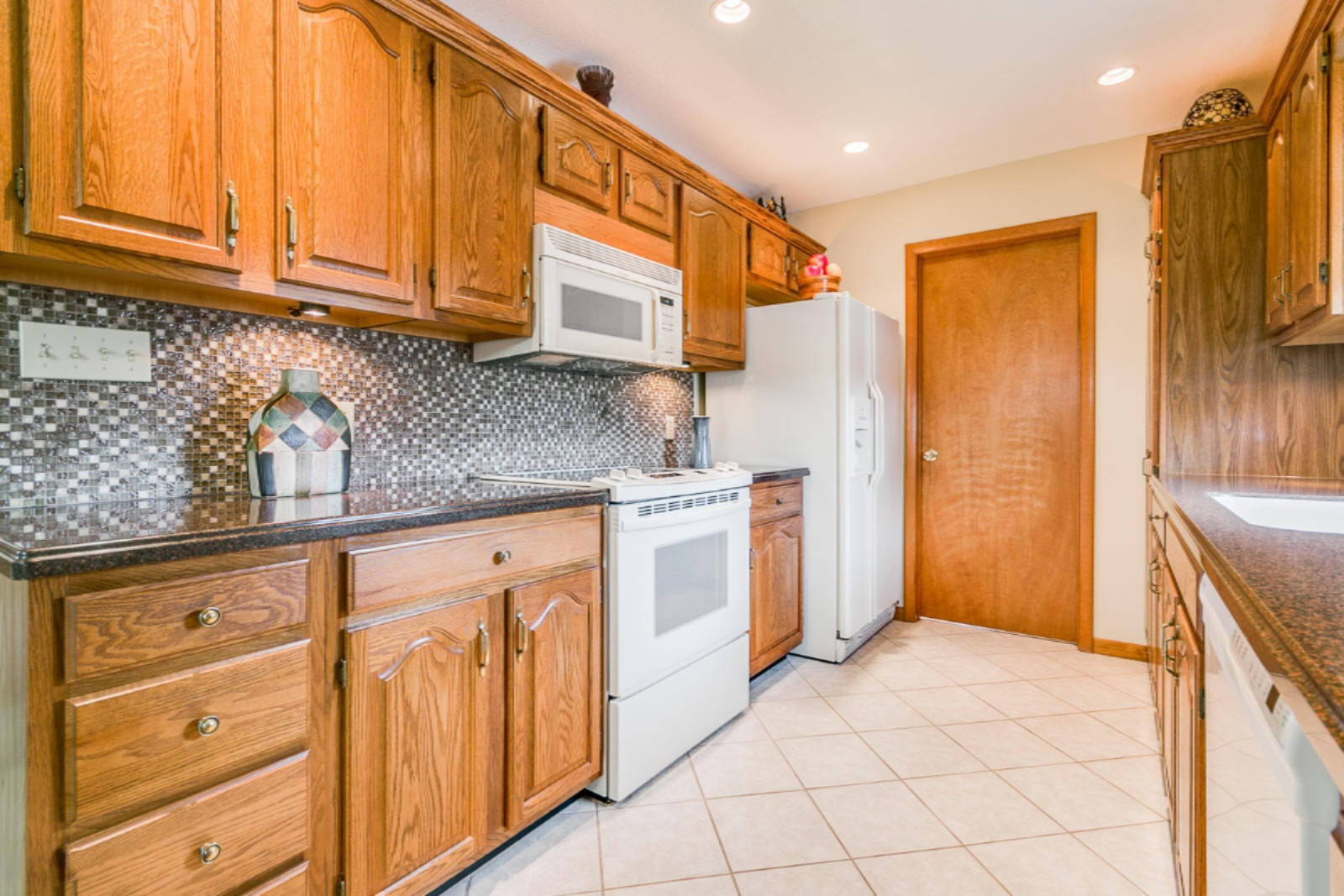 46932 Meadow Lane Decatur, MI 49045 - Photo 9 of 21 46932 Meadow Lane, Decatur-13
