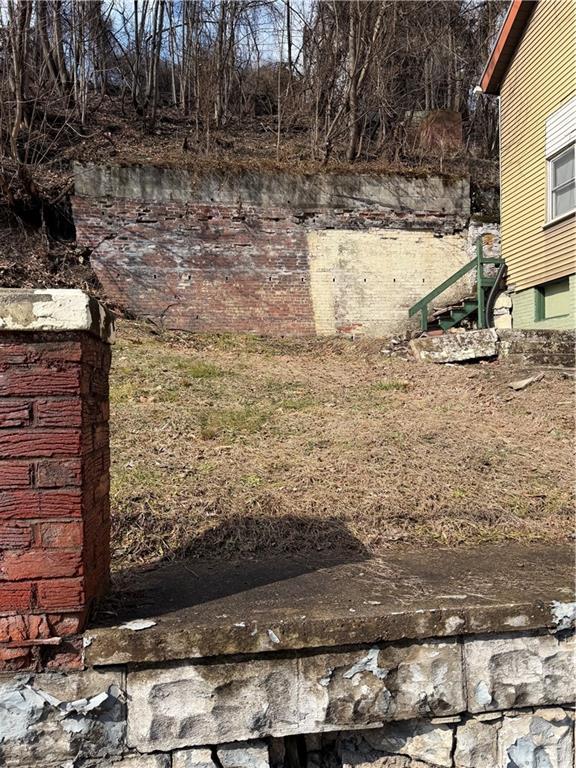 601 3rd Street Monessen, PA 15062 - Photo 4 of 26