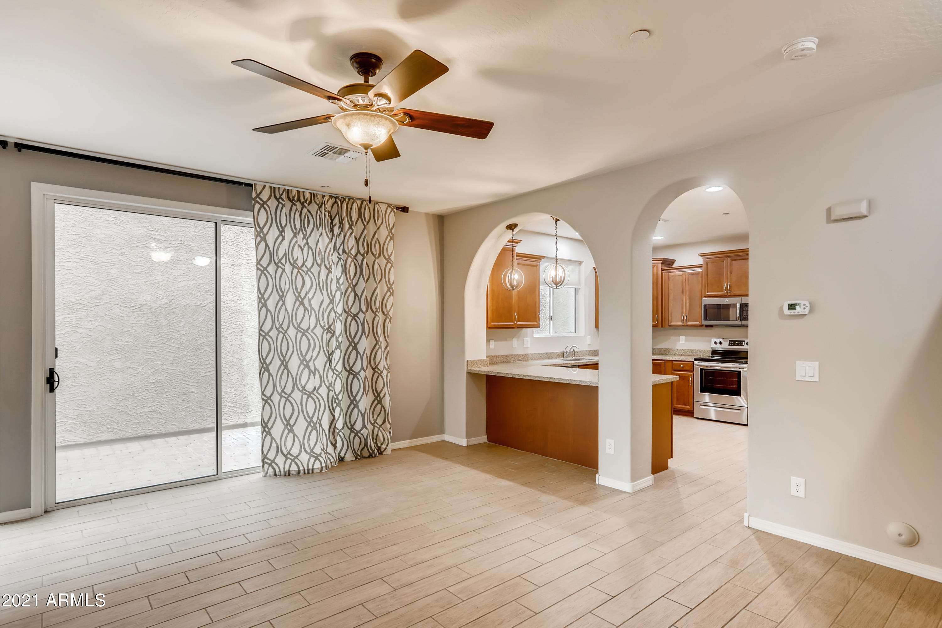 12509 West Via Dona Road Peoria, AZ 85383 - Photo 4 of 25 06 Dining Room