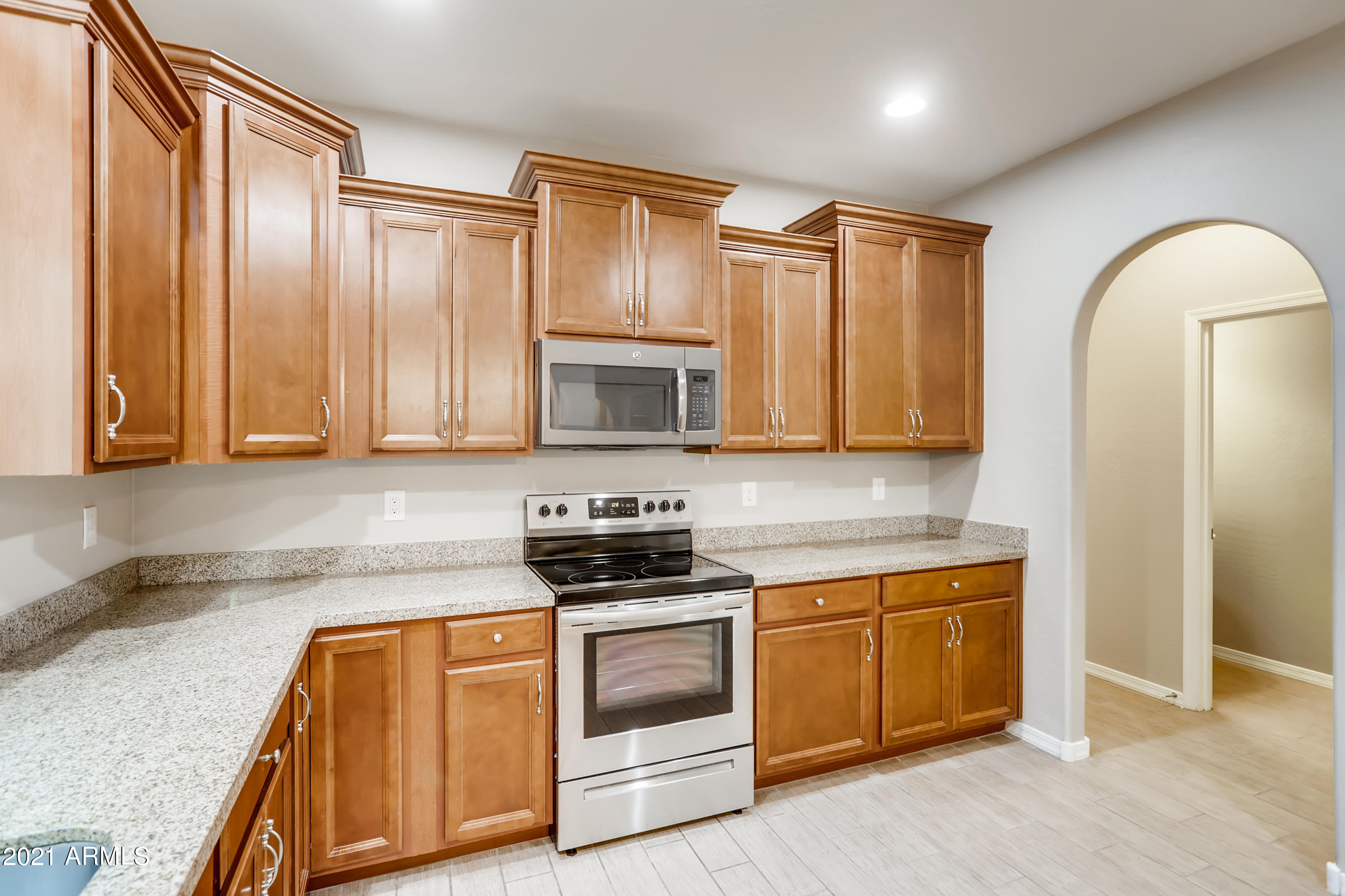 12509 West Via Dona Road Peoria, AZ 85383 - Photo 10 of 25 12 Kitchen