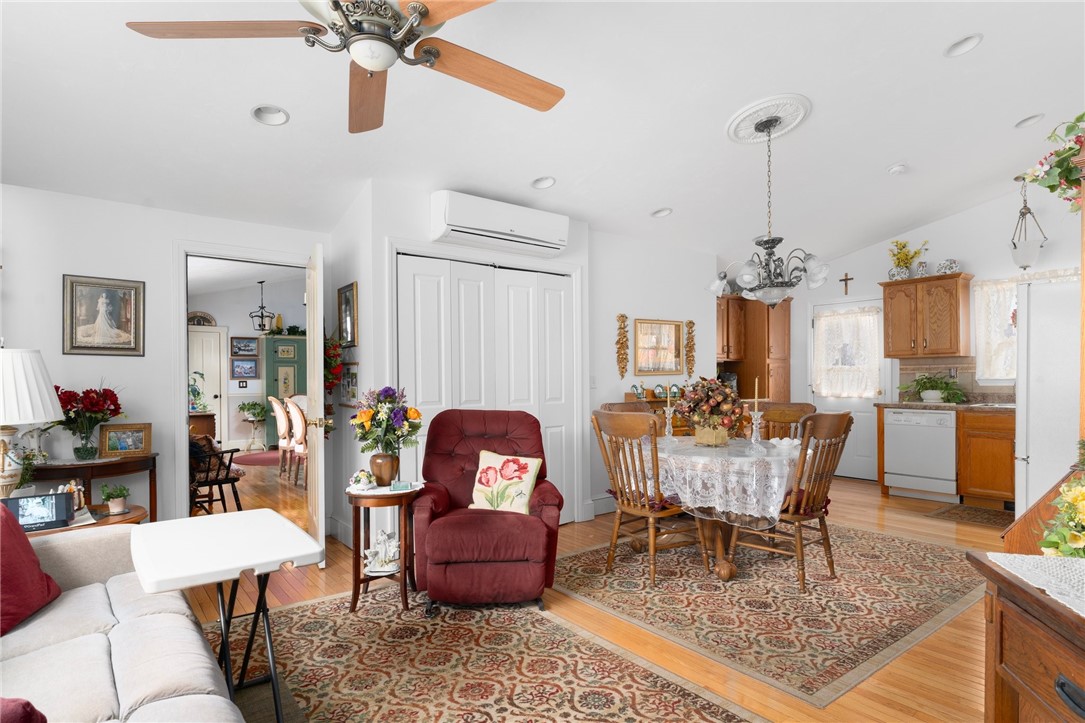 8 Catherine Road Smithfield, RI 02917 - Photo 23 of 43 Inlaw living room
