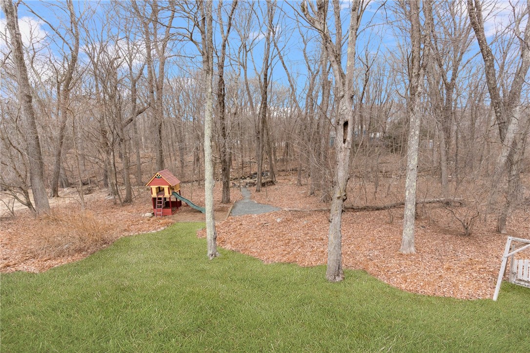 8 Catherine Road Smithfield, RI 02917 - Photo 35 of 43