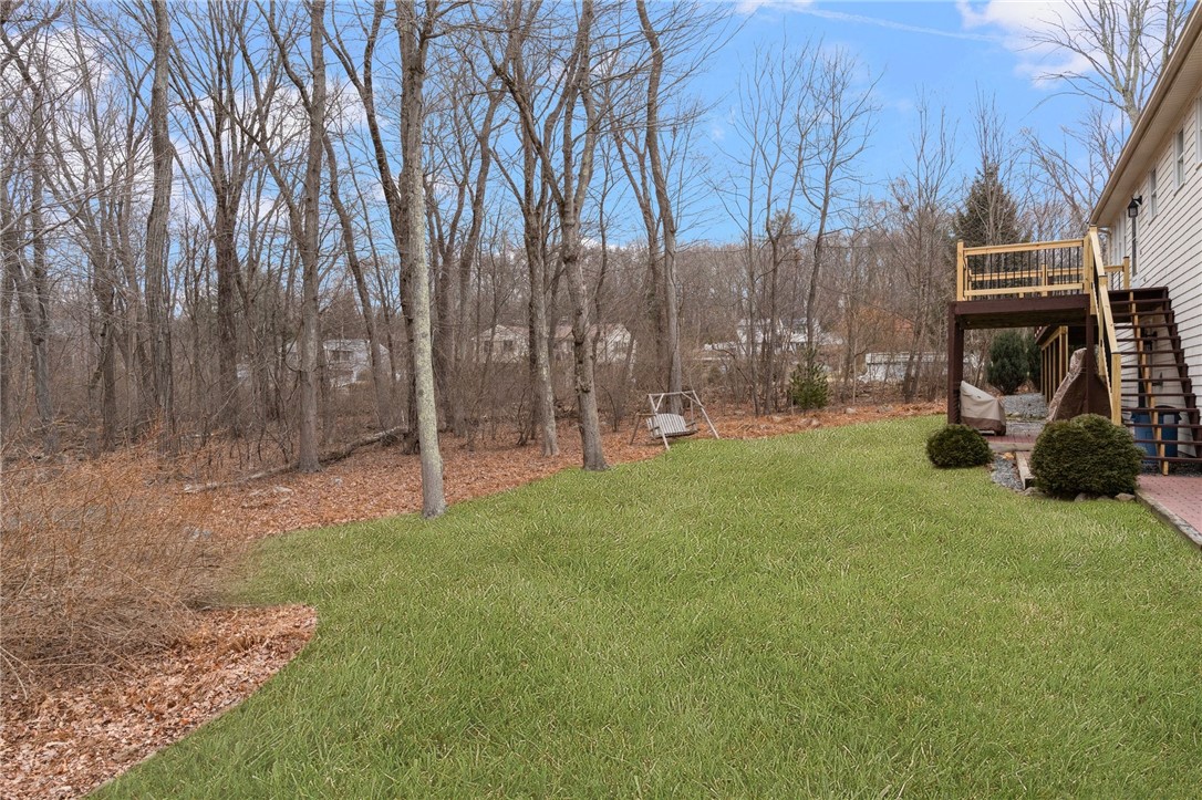 8 Catherine Road Smithfield, RI 02917 - Photo 36 of 43