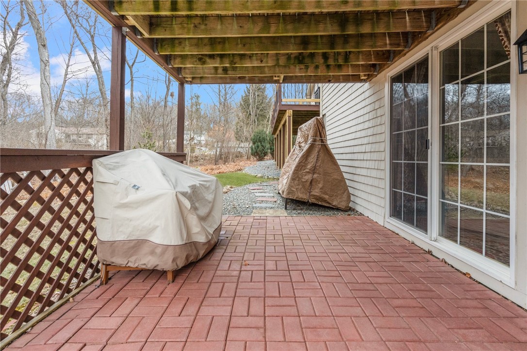 8 Catherine Road Smithfield, RI 02917 - Photo 41 of 43