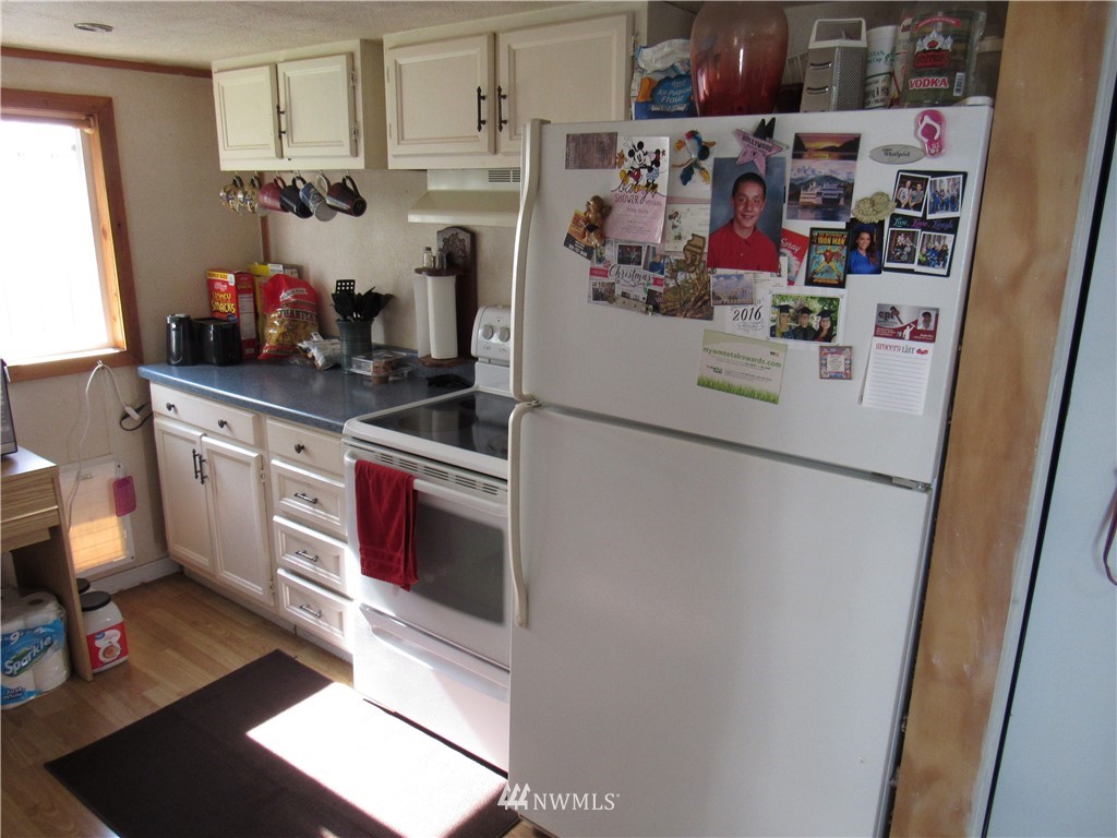 3028 Taylor Road Oak Harbor, WA 98277 - Photo 6 of 10 Gallery Image 6
