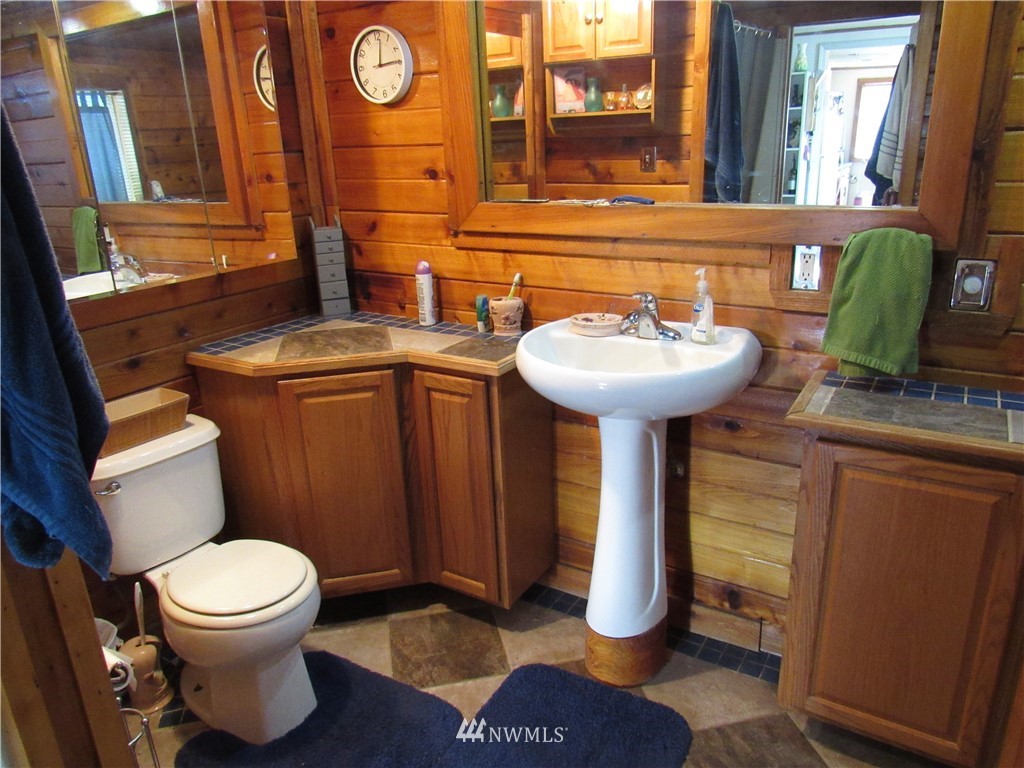 3028 Taylor Road Oak Harbor, WA 98277 - Photo 7 of 10 Gallery Image 7