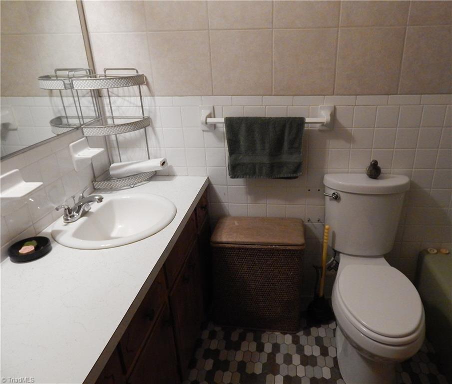 1662 Ralph Joyce Road Sandy Ridge, NC 27046 - Photo 15 of 33