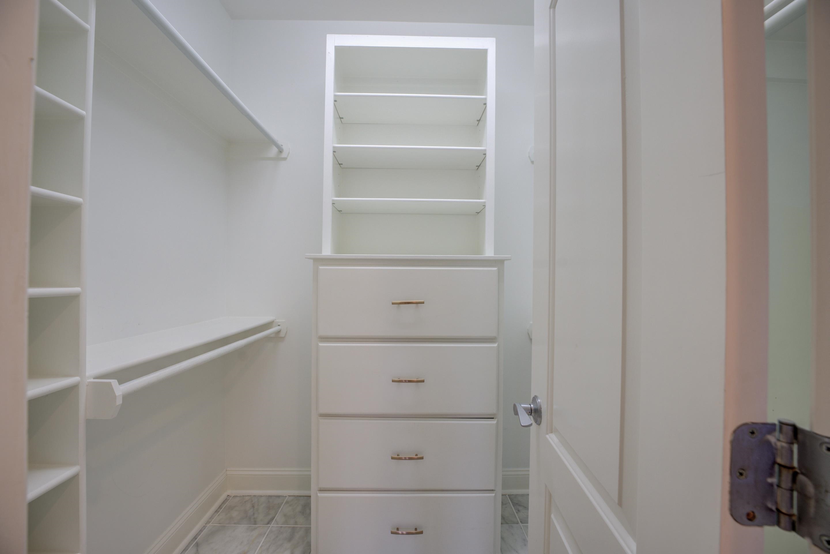 1844 Penshurst Drive Collierville, TN 38017 - Photo 17 of 40 View of walk in closet